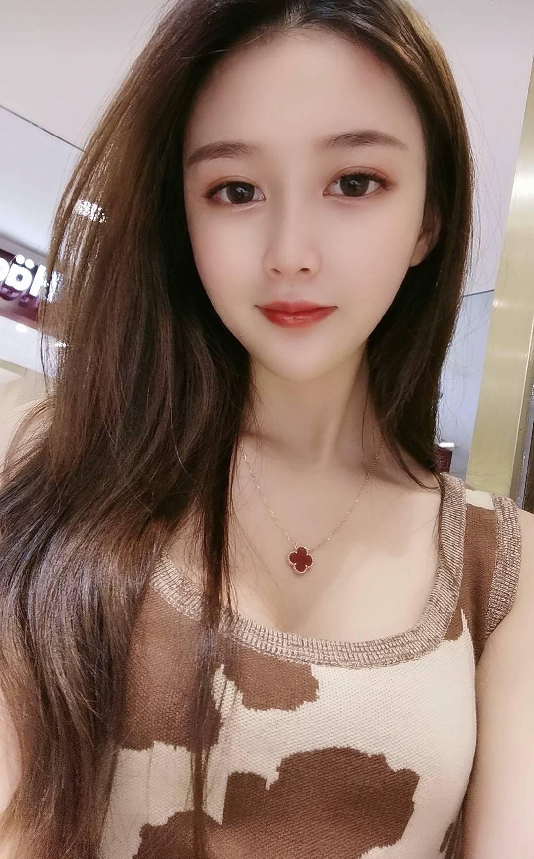 成都性感小野猫，等你来战